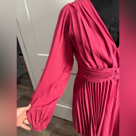 Aureta X Anthropologie Pleated Long-Sleeve V-Neck Dress lined - Picture 3 of 12